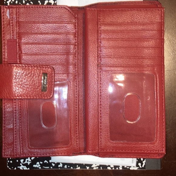 Fossil Wallet (High Storage Capacity) - Picture 4 of 4